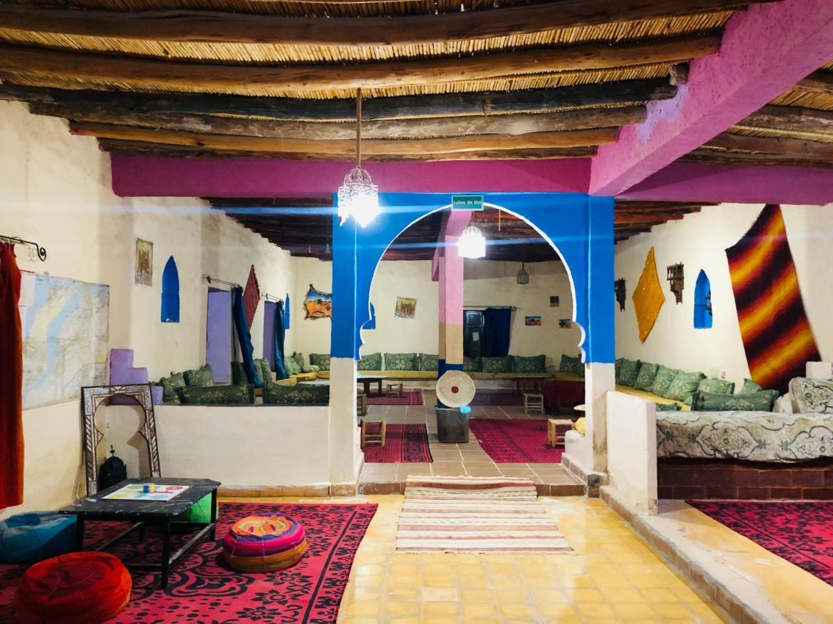 Riad Hotel Les Flamants 메르주가 외부 사진