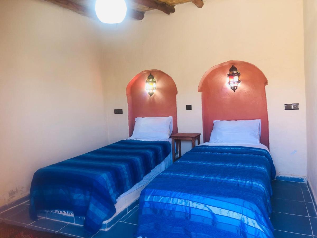 Riad Hotel Les Flamants 메르주가 외부 사진